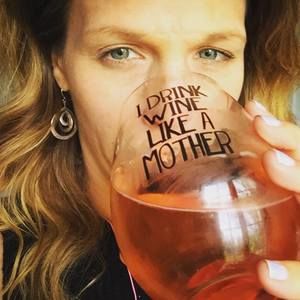 Meet your Posher, Kara